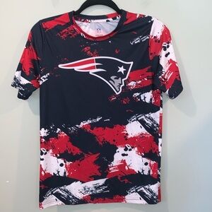 NFL Patriots Graphic Tee - Red, White, and Blue Short Sleeve Boys Large 14/16